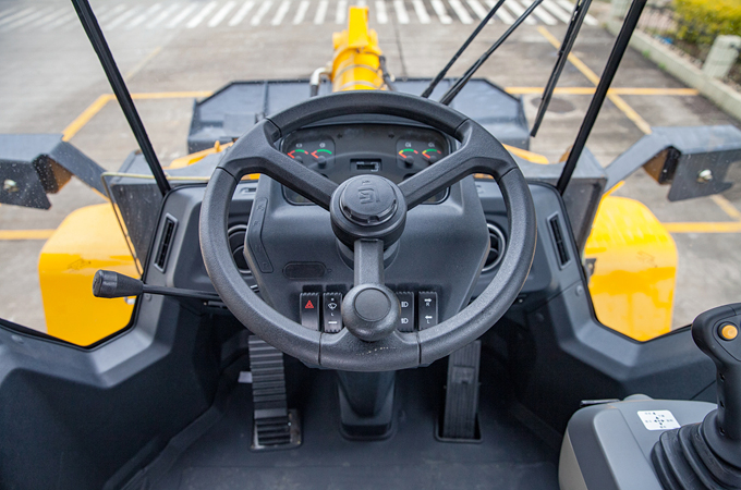 855H-cabin